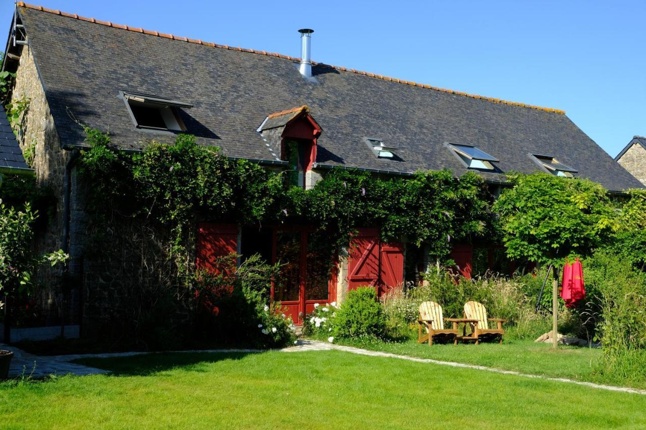 La Maison Jaune A La Janaie Parigne ภายนอก รูปภาพ