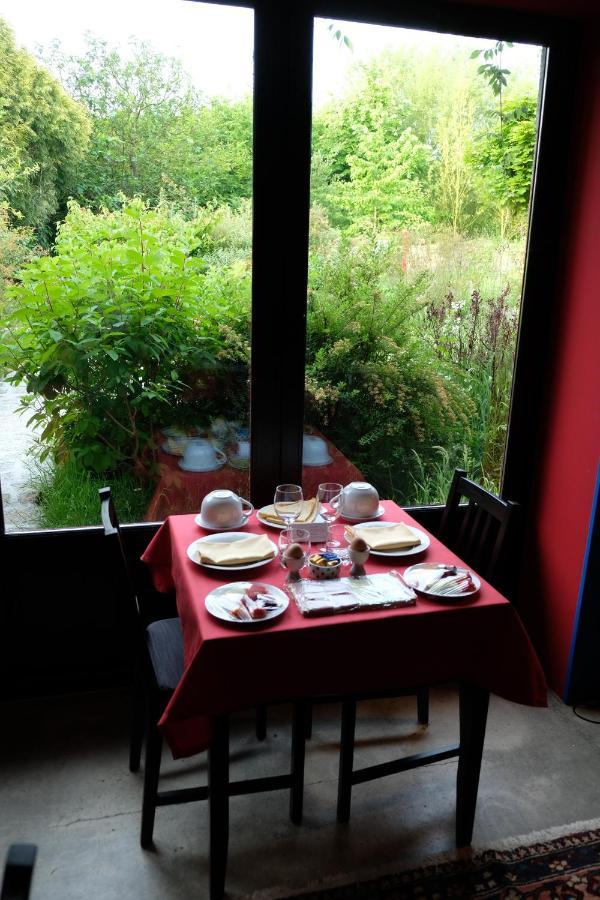 La Maison Jaune A La Janaie Parigne ภายนอก รูปภาพ